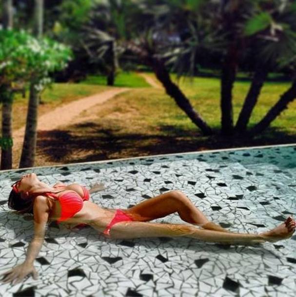 Relax in piscina nel caldo dell&#39;Africa